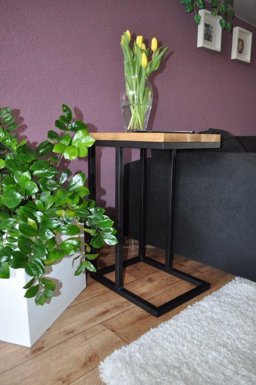 Odkládací stolek Íkaros